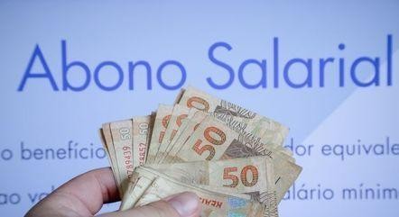[Abono salarial PIS/Pasep começa a ser pago com valor do novo salário mínimo]