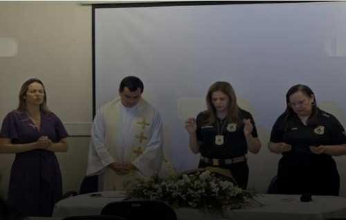 [DEAM realiza culto ecumênico dentro da campanha Agosto Lilás da Polícia Civil da Bahia]
