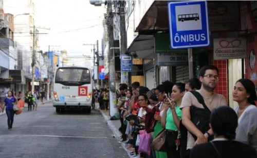 [Defensoria assegura gratuidade no transporte público para pessoas com 60 anos ou mais em Maceió]