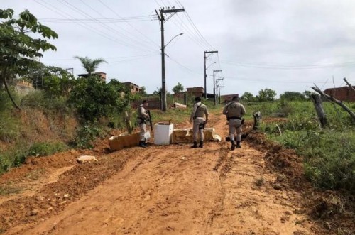 [Facções perdem terreno: PM remove bloqueios em Vera Cruz e Itaparica]