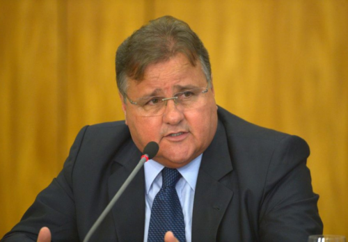 [Geddel vira interlocutor frequente de Wagner e ACM Neto, candidatos ao governo baiano]