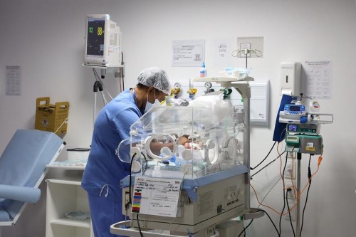 [Mais da metade das mulheres que se tornaram mães na Bahia em 2024 teve seus filhos por cesárea]