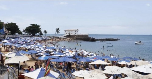 [Mais de 9 milhões de turistas chegam à Bahia neste verão, estima Ministério do Turismo]