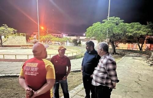 [Marcondes vistoria obras que estão em andamento]