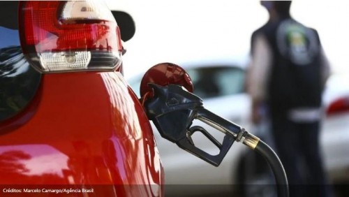 [O que muda com a gasolina de 30% de etanol que chega às bombas em agosto]