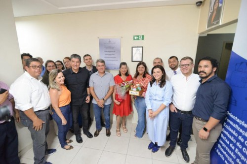 [Prefeita Ziane Costa inaugura Casa do Empreendedor em Delmiro Gouveia]