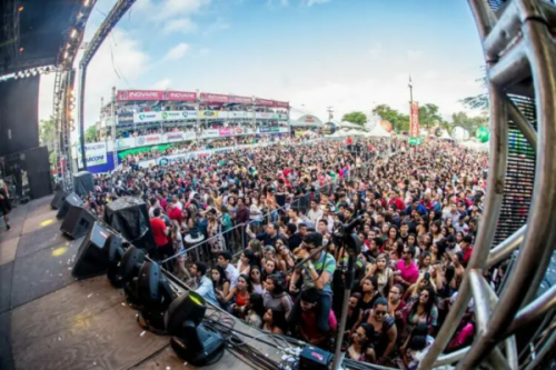 [Prefeitura de Paulo Afonso abre edital para pregão de camarotes da Copa Vela 2022; lance mínimo é de R$ 10 mil]