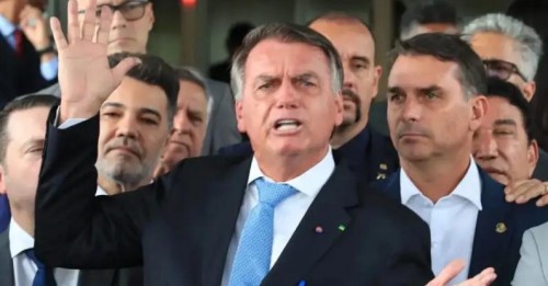 [Prisão de Bolsonaro divide brasileiros, e 51% duvidam que ela vá ocorrer, aponta Datafolha]