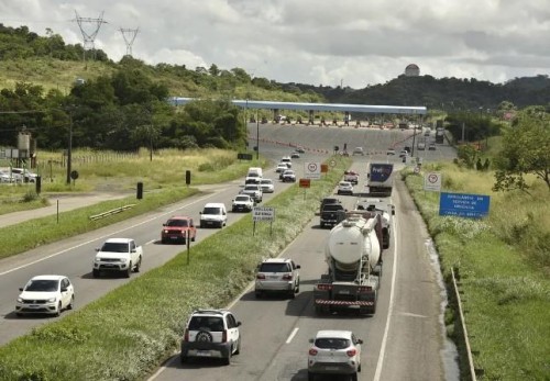 [São João deve levar 5 milhões de veículos às rodovias baianas]