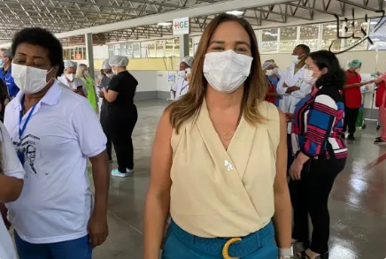 [Secretária promete Carnaval da Bahia com atendimento a emergências, prevenção de ISTs e campanhas de vacinação]