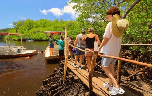 [Setur-AL realiza eventos para promover Destino Alagoas em quatro cidades nordestinas]