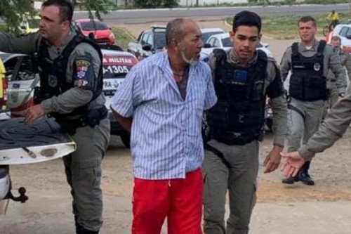[Suspeito de chacina que matou 5 pessoas é localizado e preso]