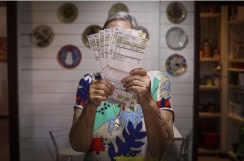[Tarifa social de energia entra em vigor e pode beneficiar 60 milhões]